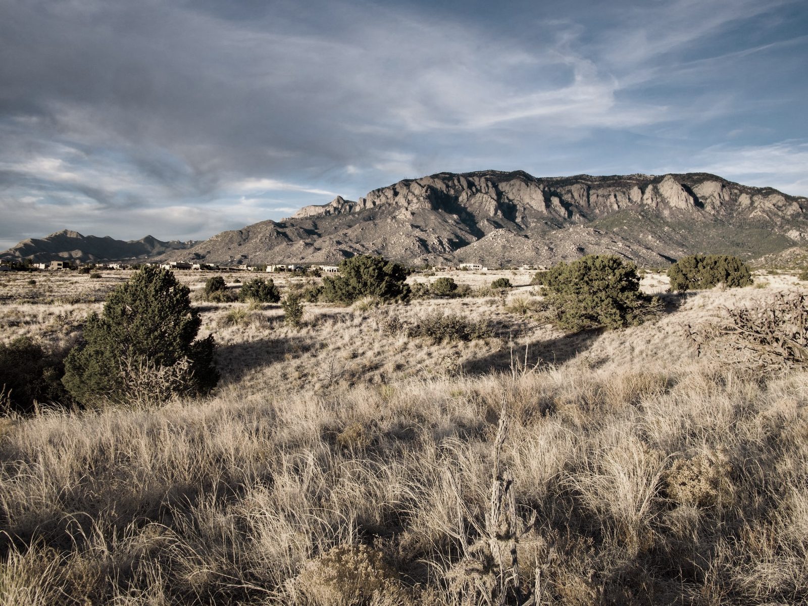 Albuquerque beneath the Sandia Mountains